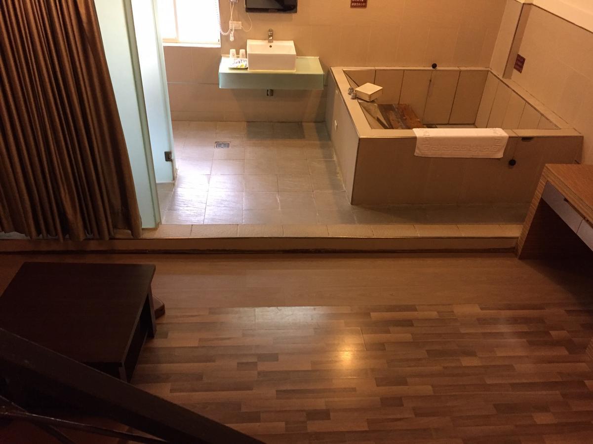 Hefong Deyang Hotspring Hotel Yilan Ngoại thất bức ảnh